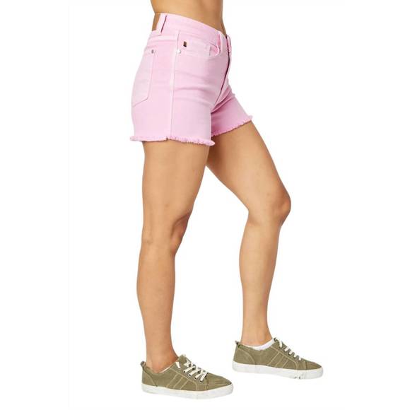 NEW JUDY BLUE mid rise garment dyed fray hem denim short in pink - Picture 4 of 6